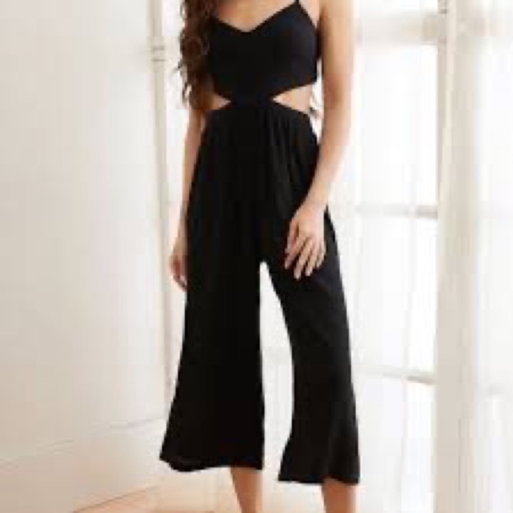 Aerie linen black cut out jumpsuit sz S